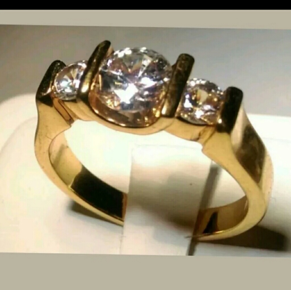 Three Stone Gold Fashion Ring Engagement NWOT
